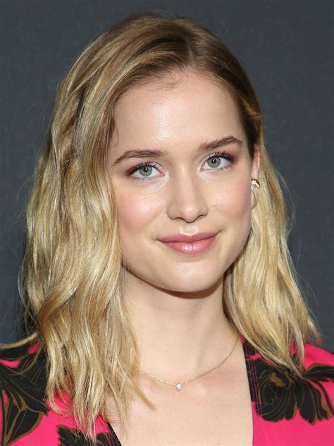 elizabeth lail|elizabeth lail age.